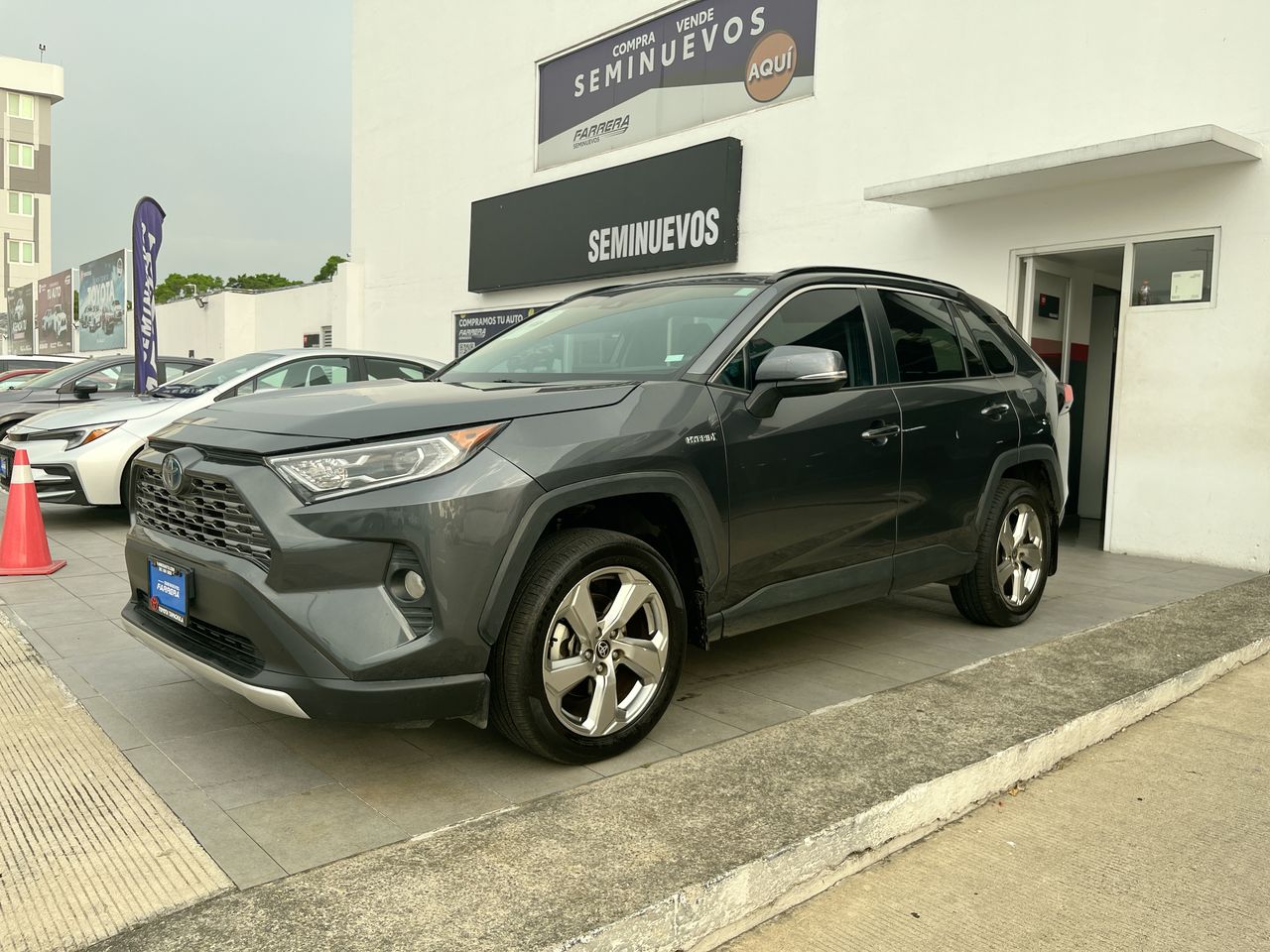 2021 Toyota RAV4 2.5 Limited Hybrid At