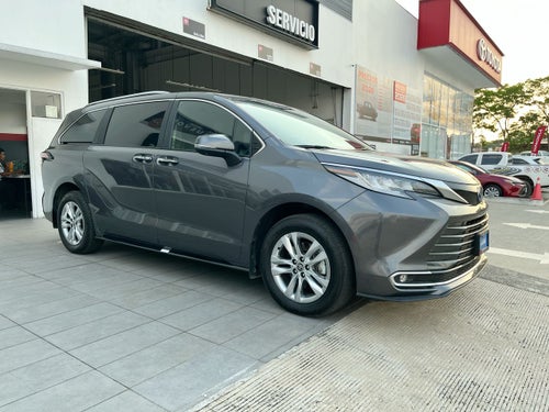 2025 Toyota Sienna 2.5 Platinum Hev At