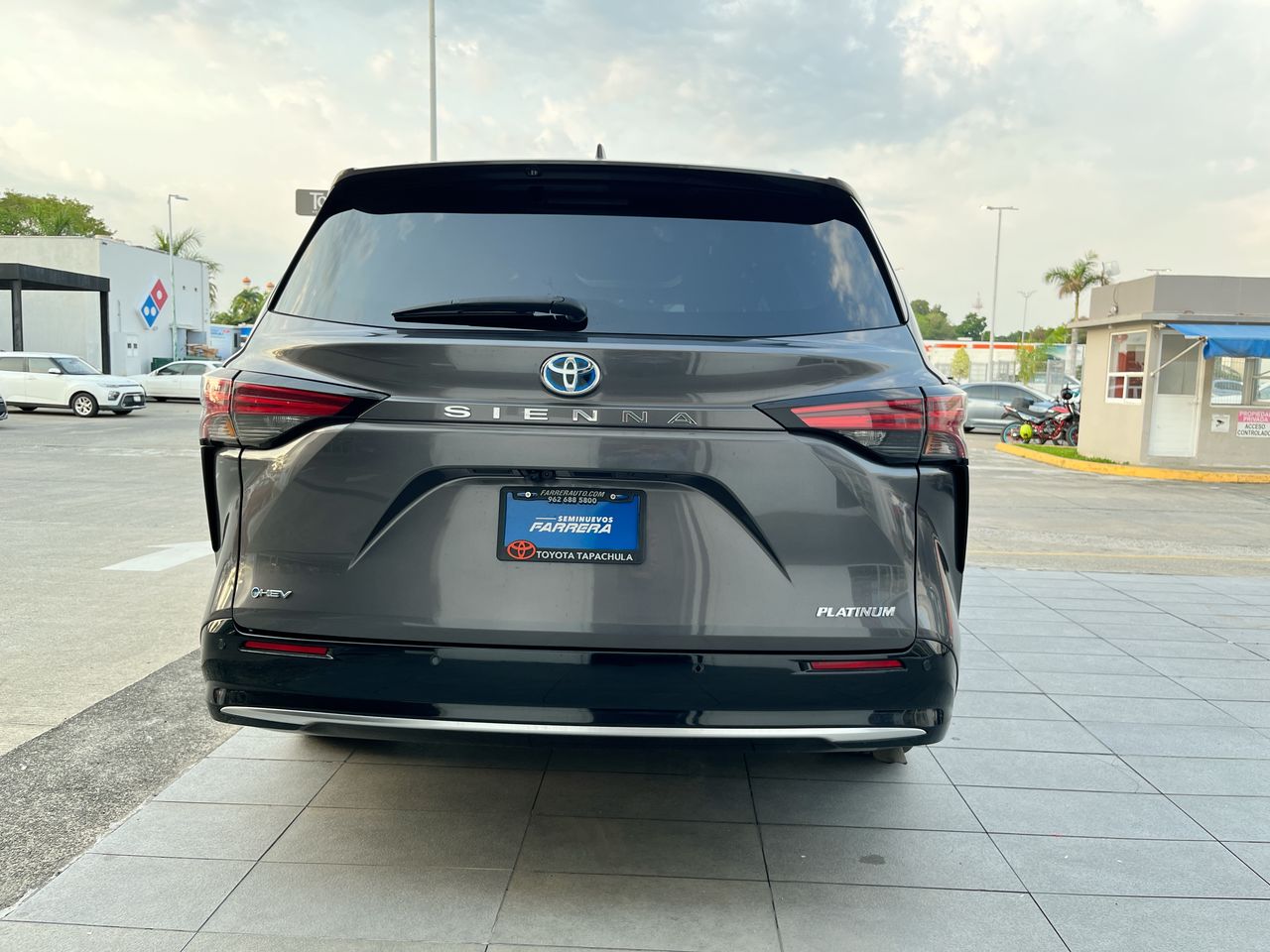 2025 Toyota Sienna 2.5 Platinum Hev At