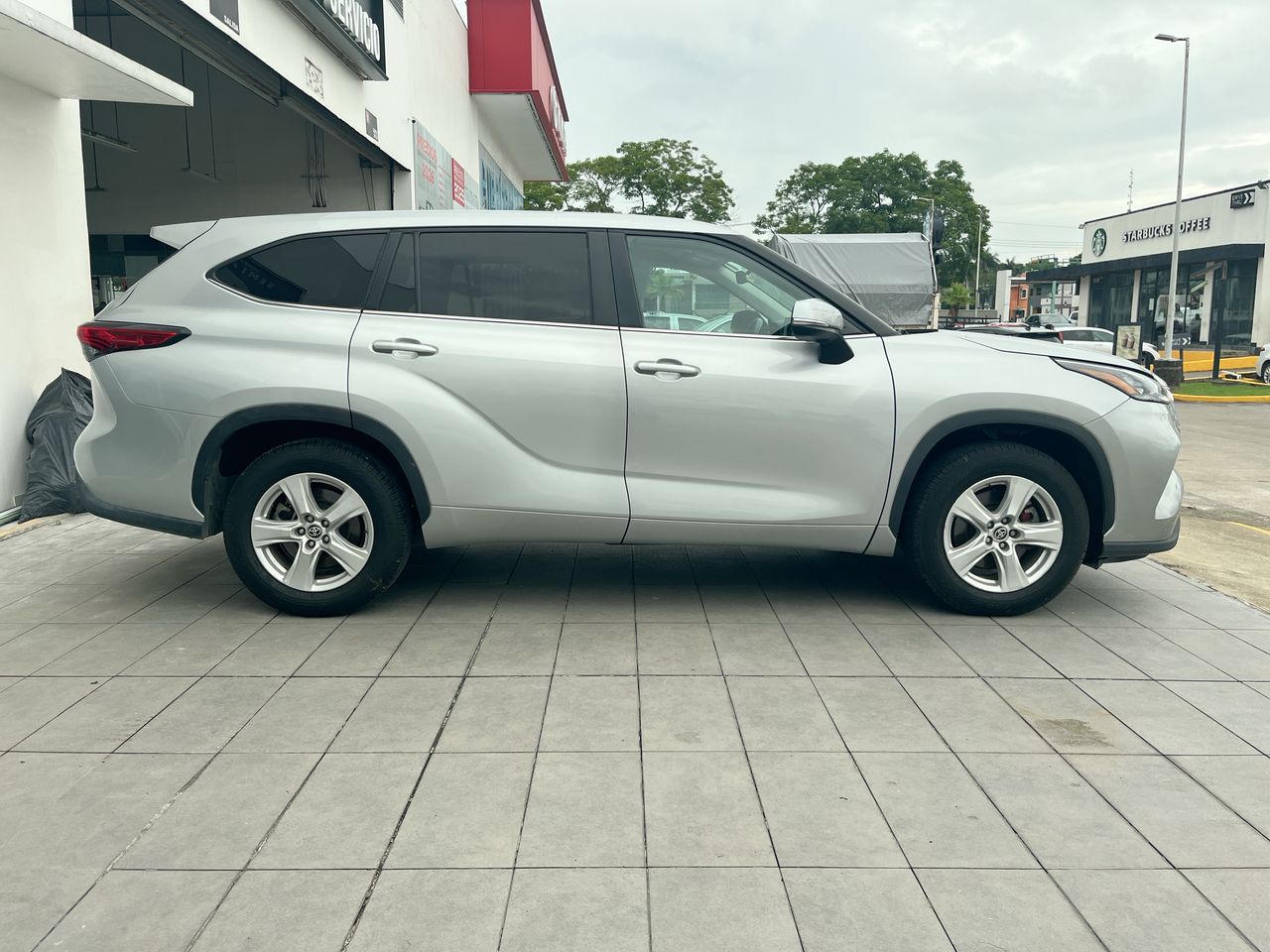 2023 Toyota Highlander 2.5 Le Hev At