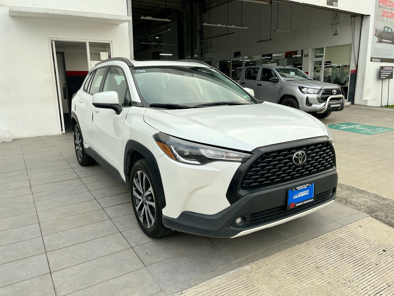 2024 Toyota Corolla Cross 2.0 Le HEV At