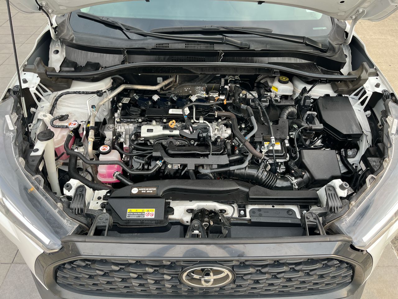 2024 Toyota Corolla Cross 2.0 Le HEV At