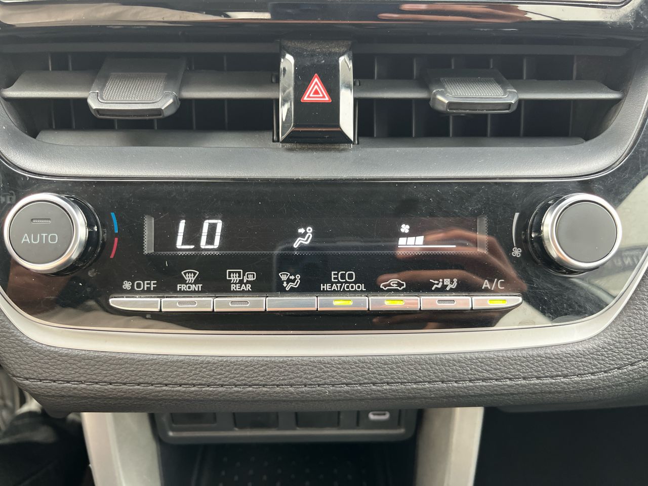 2024 Toyota Corolla Cross 2.0 Le HEV At