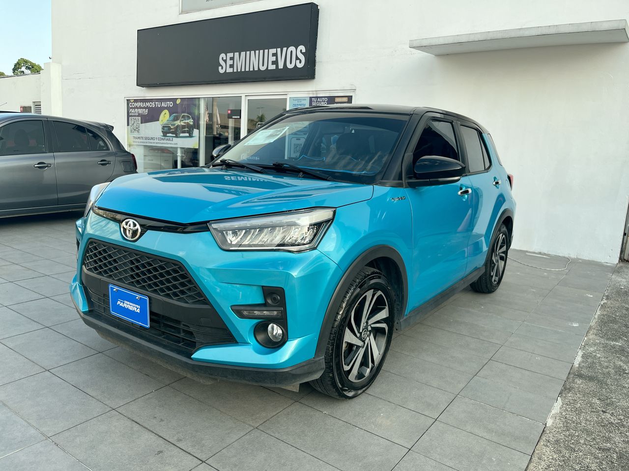 2024 Toyota Raize 1.0 Xle Bitono Cvt At
