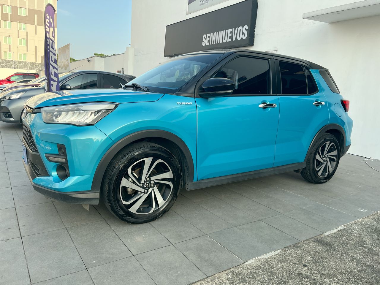 2024 Toyota Raize 1.0 Xle Bitono Cvt At