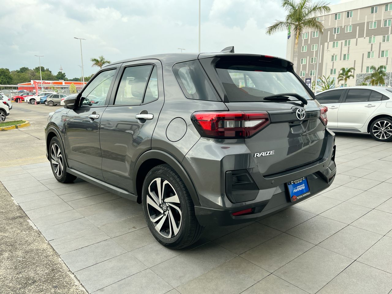 2024 Toyota Raize 1.0 Xle Cvt At