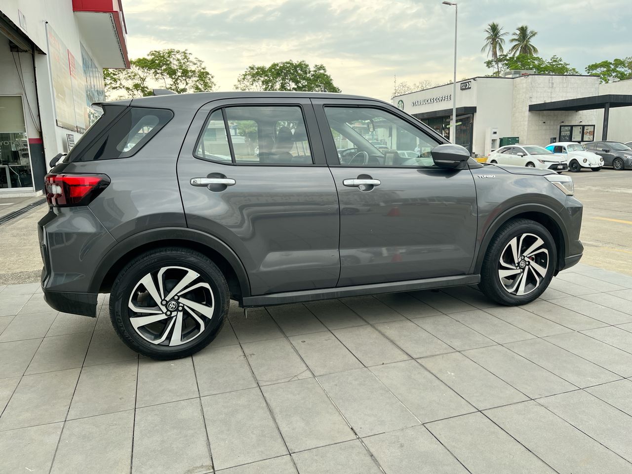 2024 Toyota Raize 1.0 Xle Cvt At