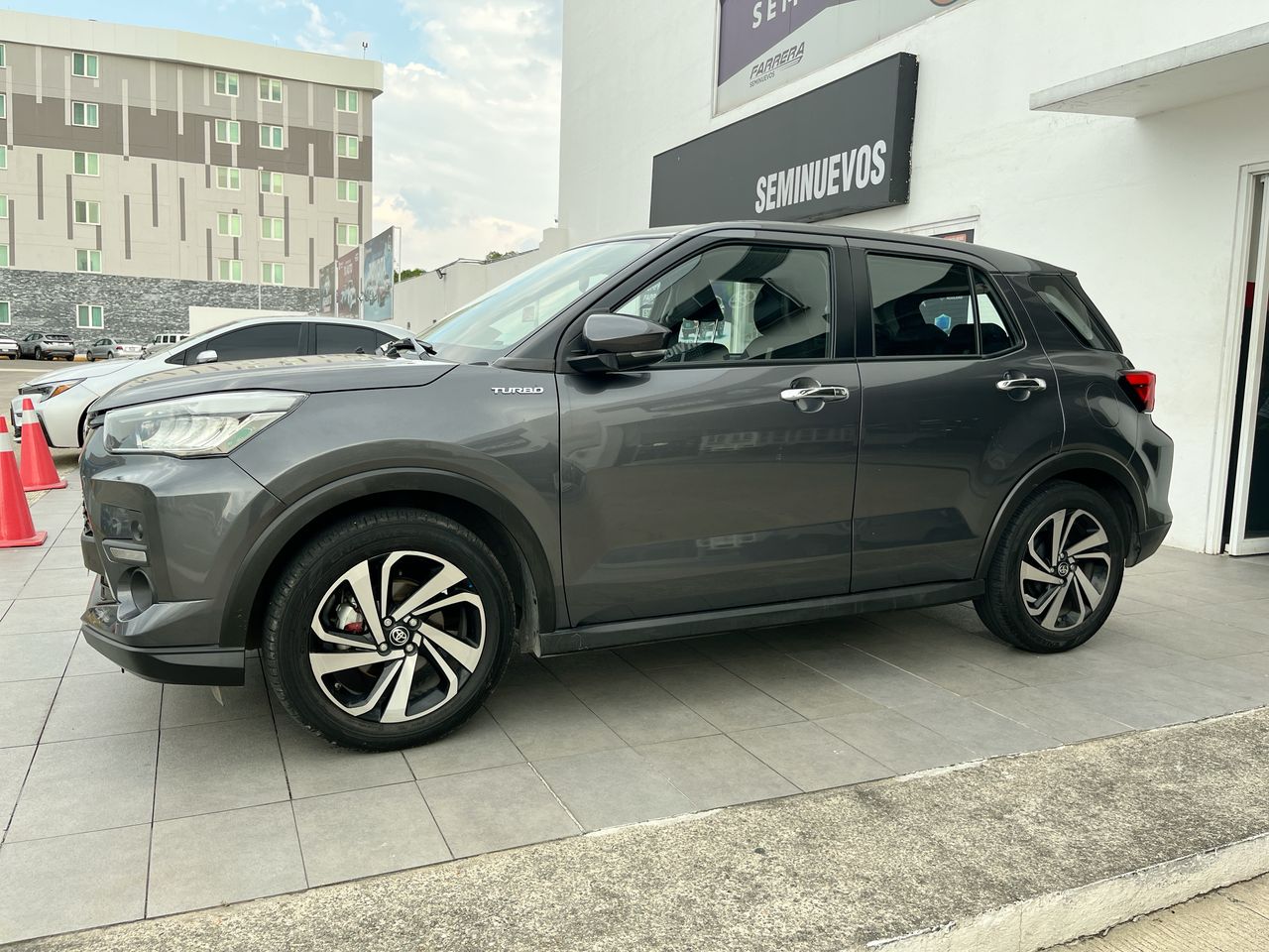 2024 Toyota Raize 1.0 Xle Cvt At