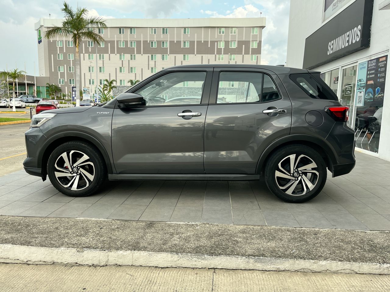 2024 Toyota Raize 1.0 Xle Cvt At