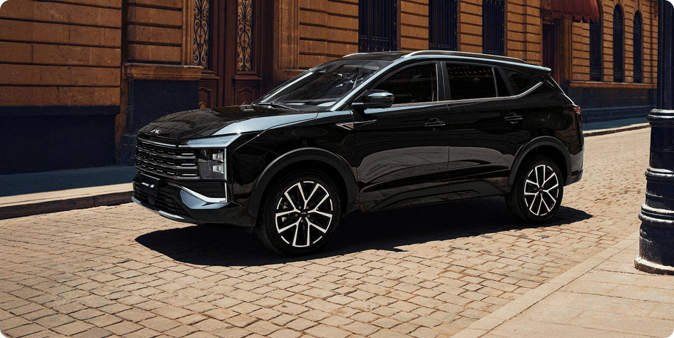 Cajuela con apertura remota y capacidad de cajuela hasta 1,650 L