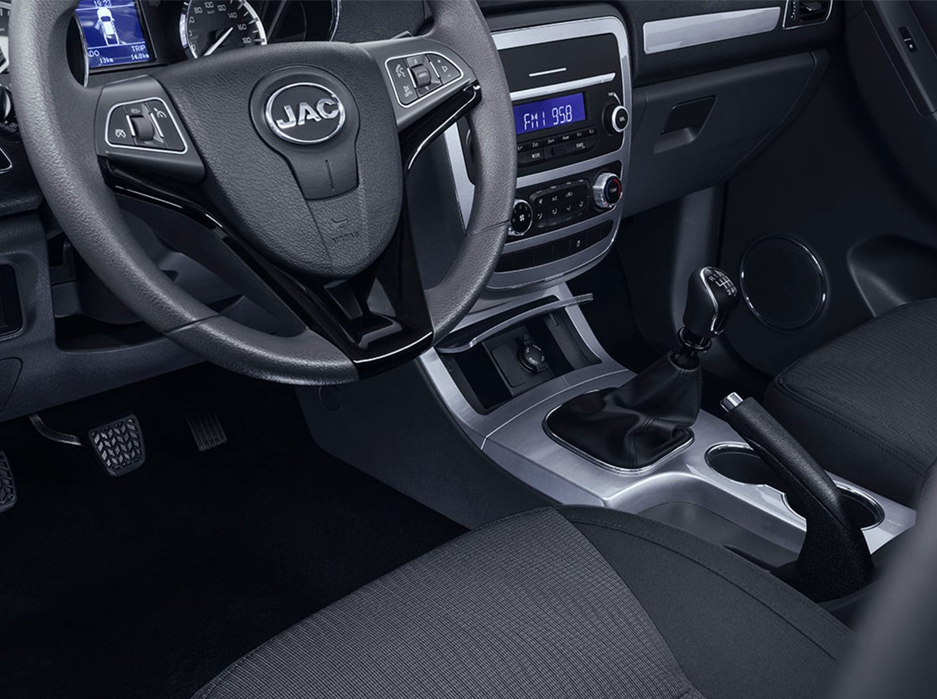 Potencia de 134 HP y Torque de 148 LB-PIE