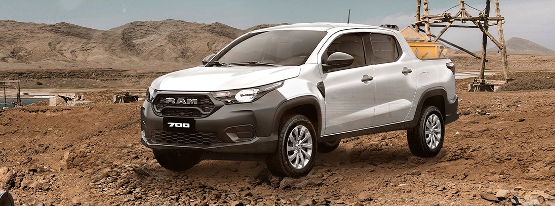 Ram 700 slt crew cab Banner