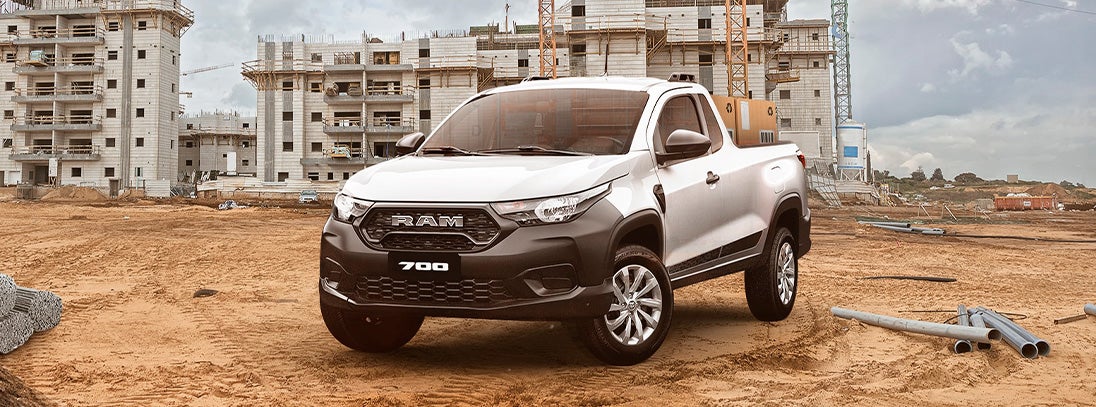 Ram 700 slt reg cab Banner